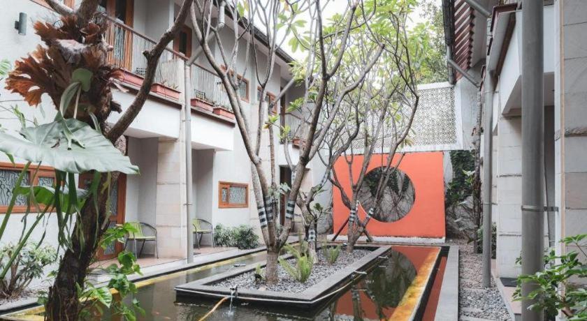 Hotel Tibera Taman Cibeunying Bandung Ngoại thất bức ảnh